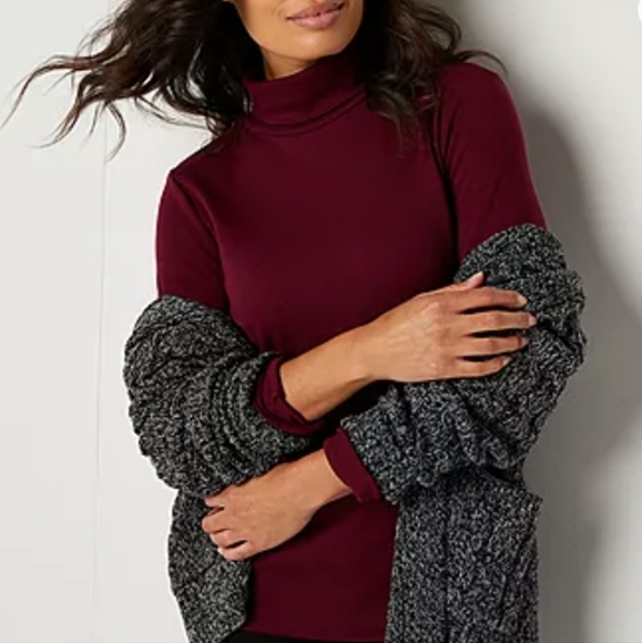 SOLD 🎉HP 2/$20 NWT St. John's Bay Women's Turtleneck - Picture 4 of 5